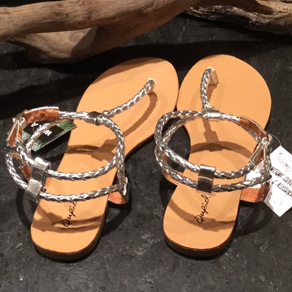 Braided Vegan Leather Sandals NWT - Picture 4 of 7